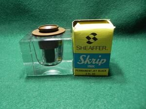 Antique Davis automatic inkstand/well and ink.